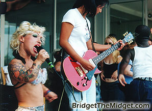 Amateur webcam naked Bridget the midget band